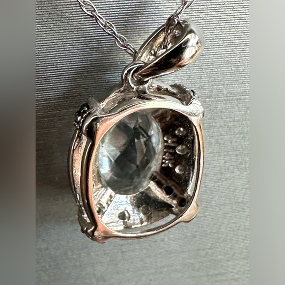 ZALES 14K white gold Aquamarine necklace - Picture 9 of 9